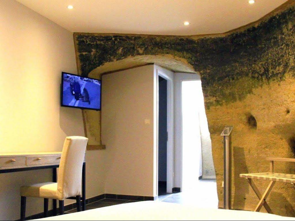 Rocaminori Hotel Louresse-Rochemenier Exterior foto